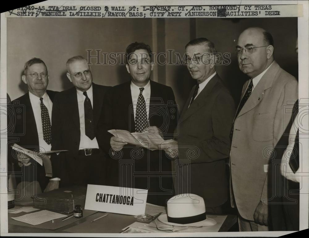 1939 Press Photo Chat, Rosamond, Willkie, Mayor bass and Anderson - nee26191 - Historic Images