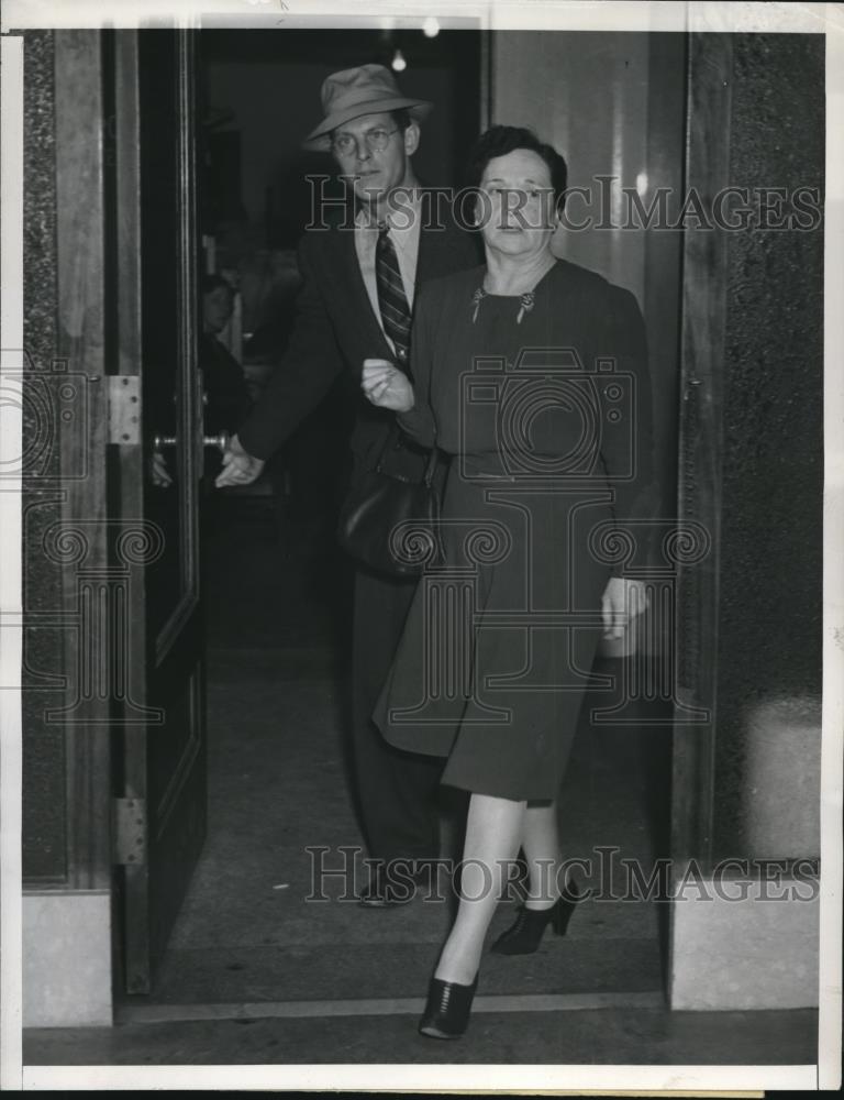 1940 Press Photo Walter Anderson &amp; May Ramsey Held on Suspicion Commit Abortion - Historic Images