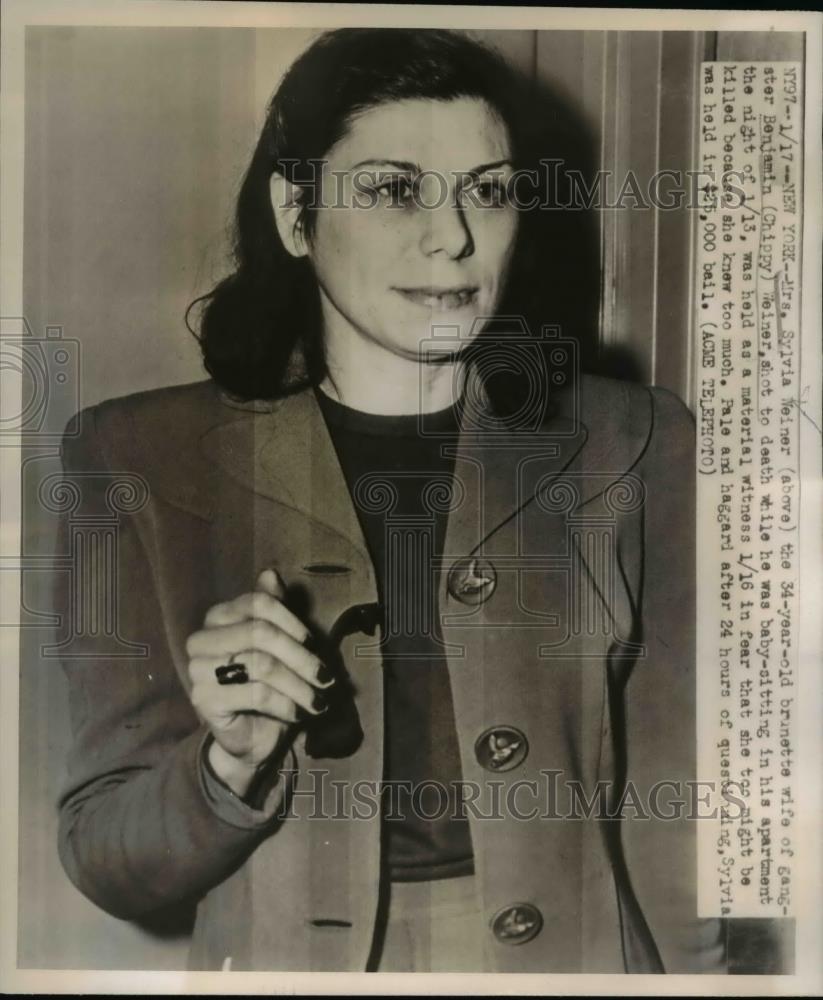 1948 Press Photo Mrs. Sylvia Weiner, wife of Bejamin Weiner held as witness - Historic Images