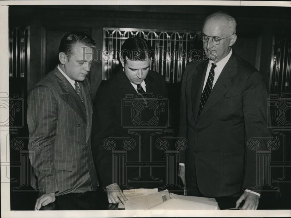 1939 Press Photo South Bend Ind Victor Waters Holmes Baldridge &amp; Ed Ford - Historic Images