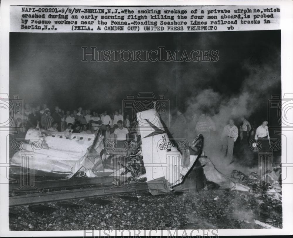 1937 Press Photo wreckage of private plane, killing 4 aboard, Berlin, New Jersey - Historic Images