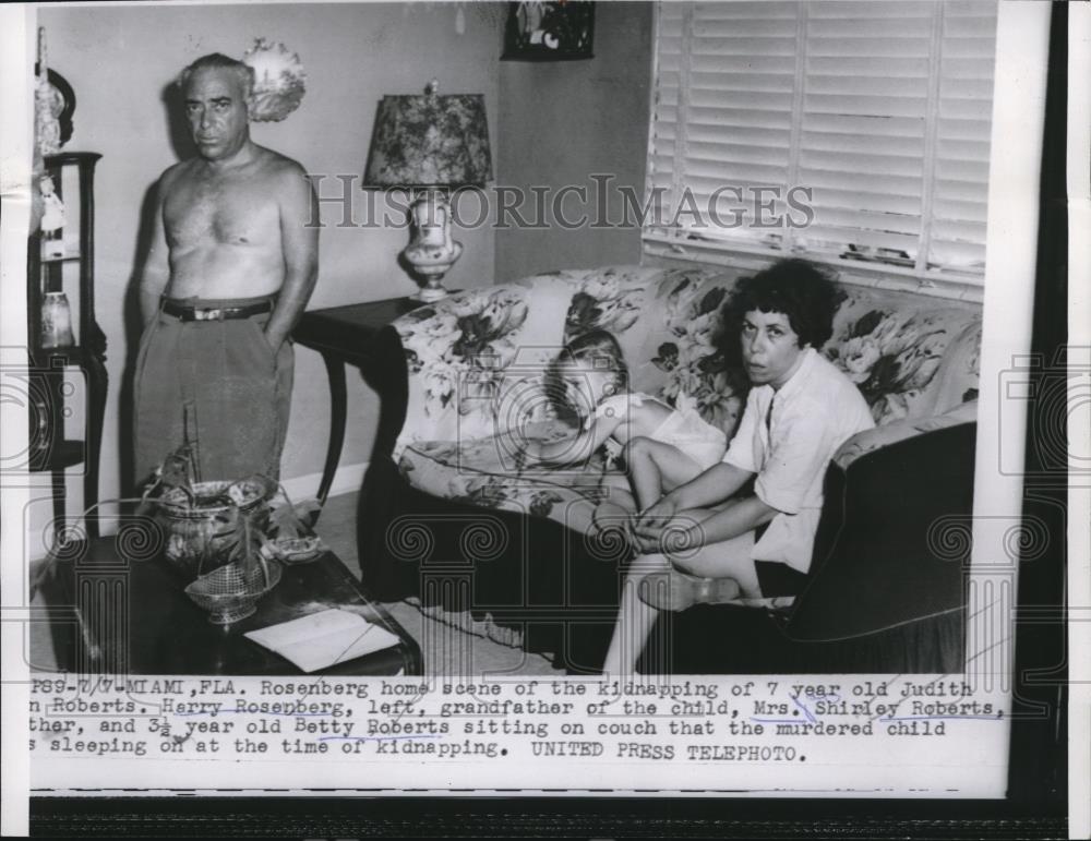 1954 Press Photo The Rosenberg home, scene of the kidnapping of Judith Roberts - Historic Images