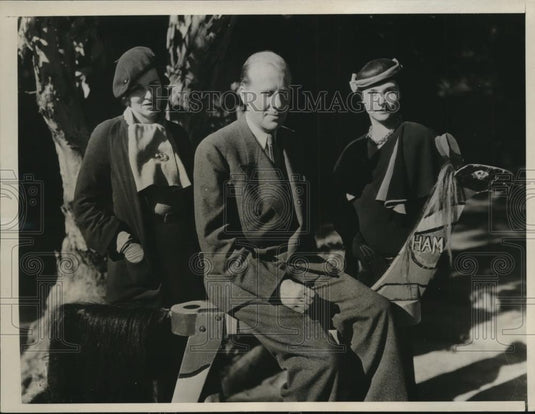1933 Press Photo Baroness Ramsay Finland(L) Baron/Baroness John Beckfries sweden - Historic Images