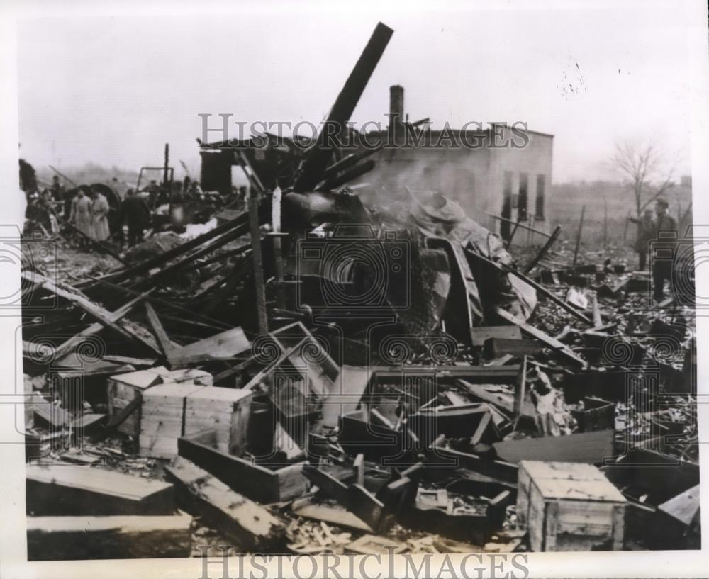 1940 Press Photo 8 were killed, Mysterious blast of United Railway Signal Corp - Historic Images