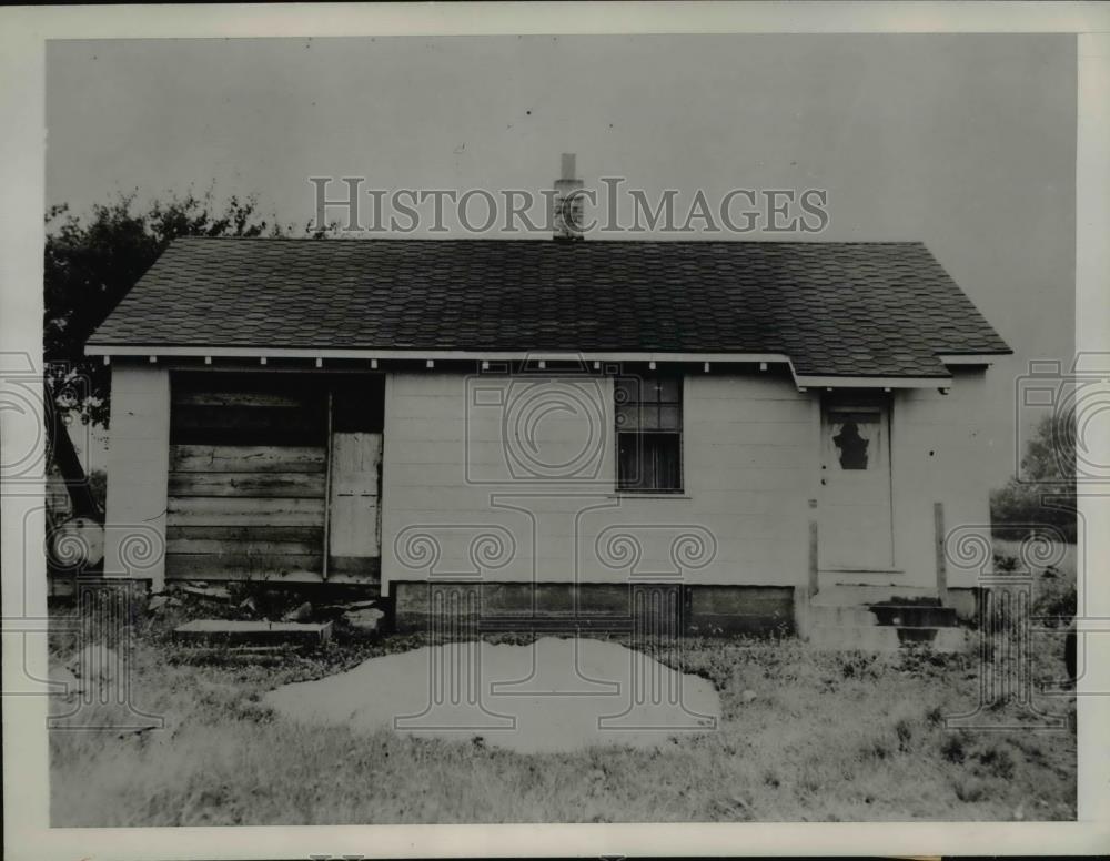 1946 Press Photo Mrs. Jean Sowa strangled her husband Frank - Historic Images