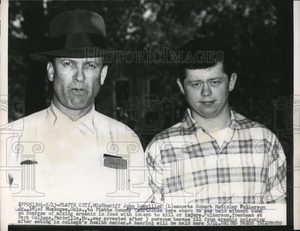 1957 Press Photo Sheriff John Lowmiller escort Hubert McKinley  Fulkerson Jr. - Historic Images