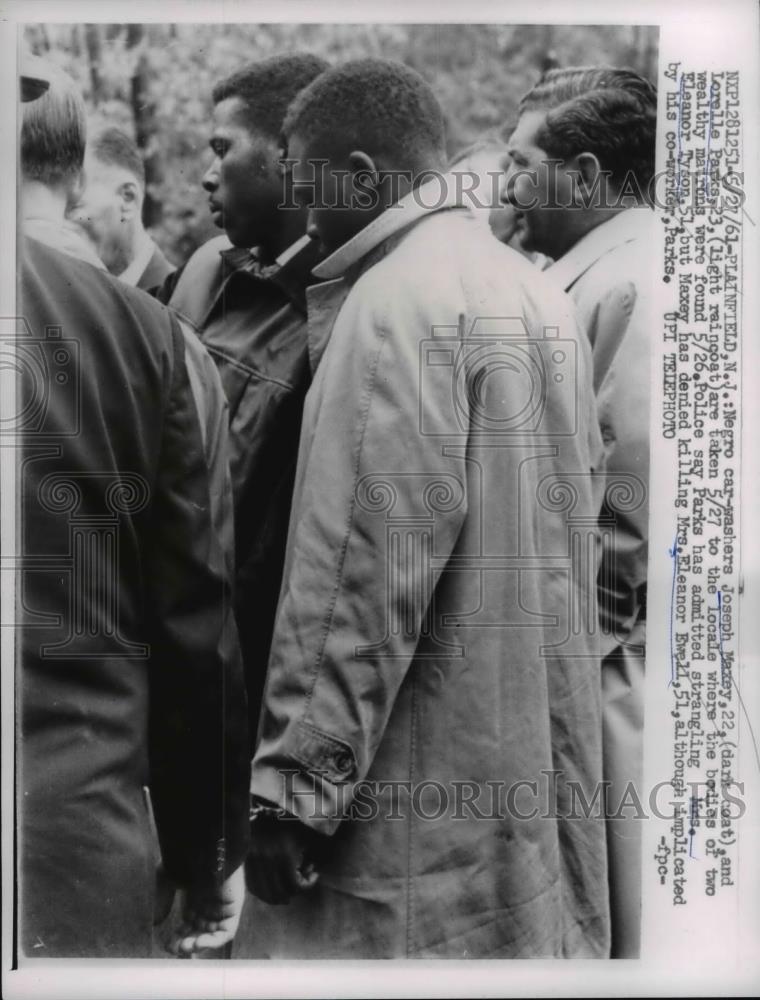 1961 Press Photo Negro car washers, Joseph Maxey and Lorelle Parks - Historic Images