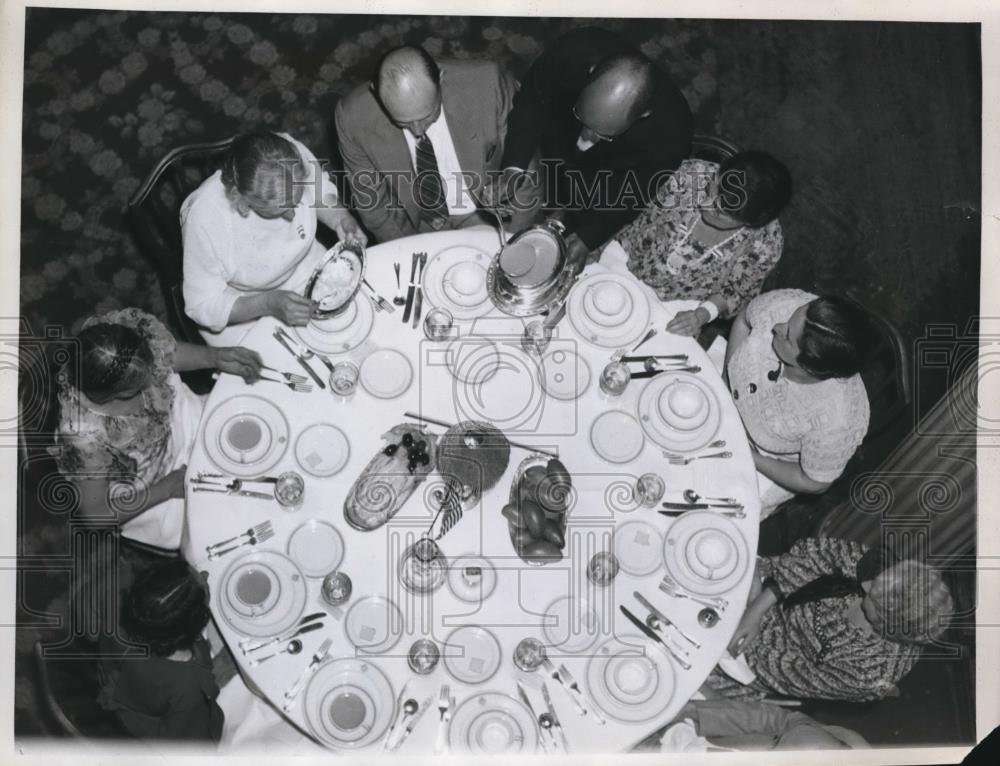 1935 Press Photo Aerial View of Soup Service Table Setting at PTA Meeting - Historic Images