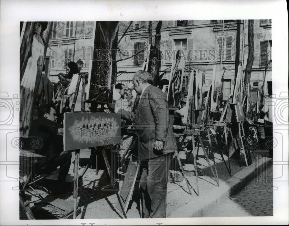 1963 Press Photo The art works in Paris France - Historic Images