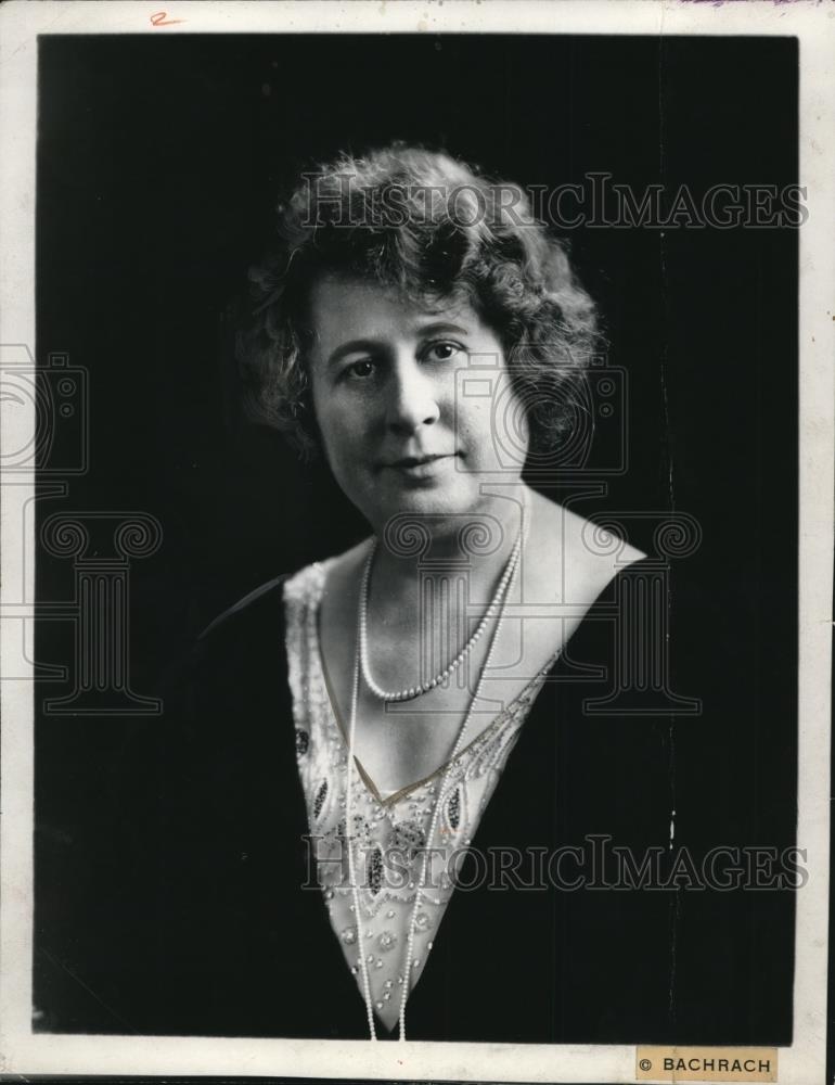 1930 Press Photo Mrs J. J. Selinstu, 1544 Rt. Clinlis Ave. Lakewood Ohio - Historic Images