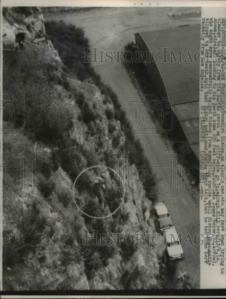 1962 Press Photo Benedict Bishop Slides to Death on Telegraph hill in San Fran - Historic Images