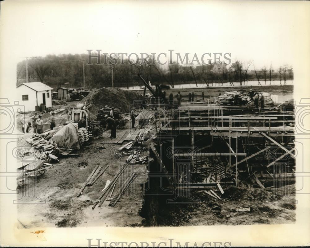 1934 Press Photo Fort Atkinson, Wisconsin, is building a sewage disposal plant - Historic Images