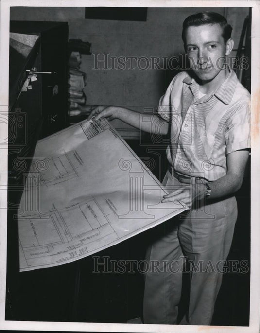 1955 Press Photo Larry Shunk, 17 yrs old, 4380 Glenview Rd Warrensville Hts Ohio - Historic Images