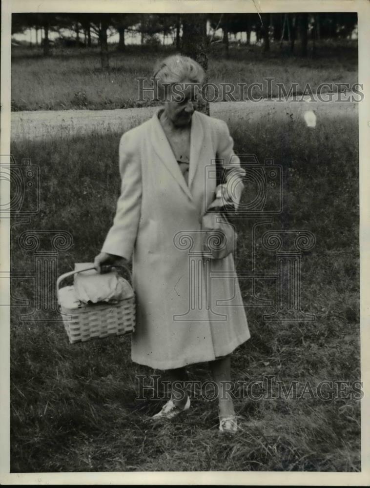 1959 Press Photo Marie Reimer in Womens news future - Historic Images