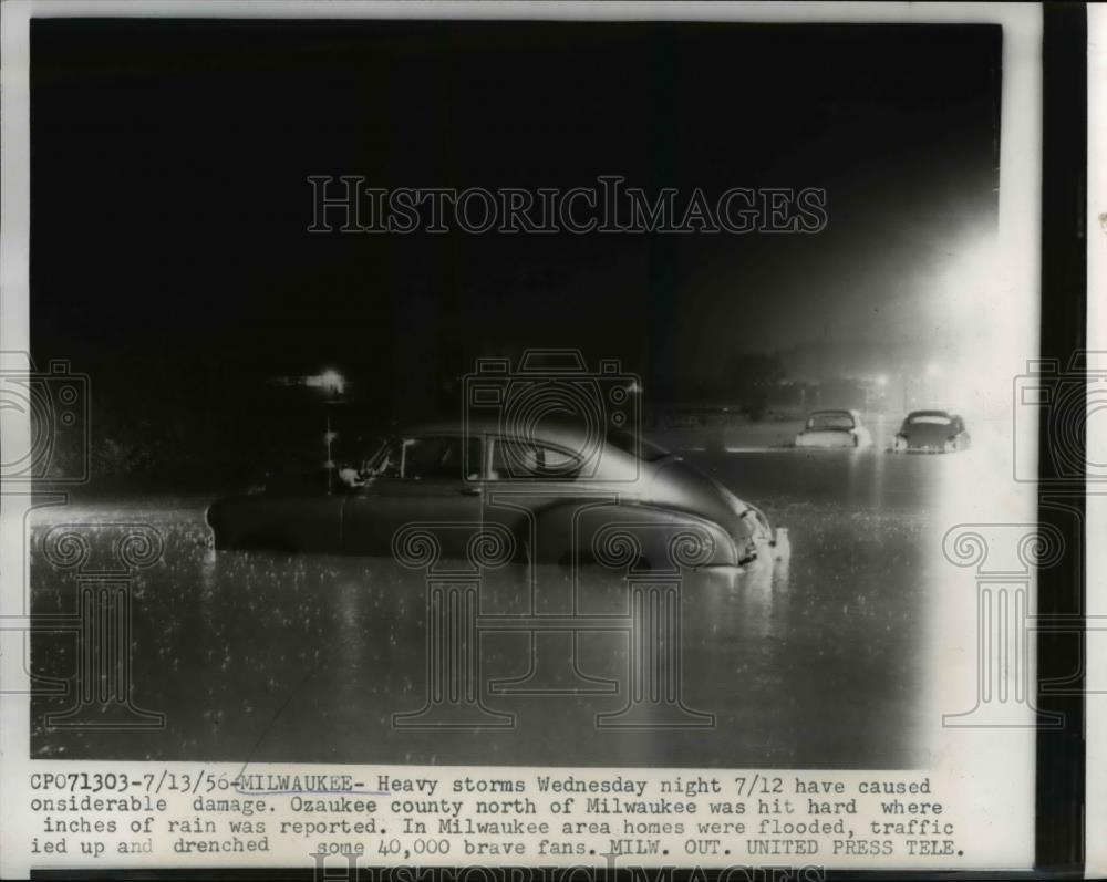 1956 Press Photo Heavy storms night at Milwaukee - Historic Images