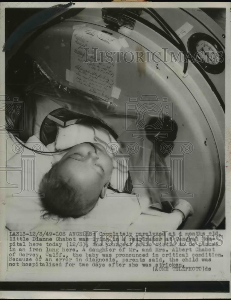 1949 Press Photo Dianne Chabot lays in incubator at General Hospital - Historic Images