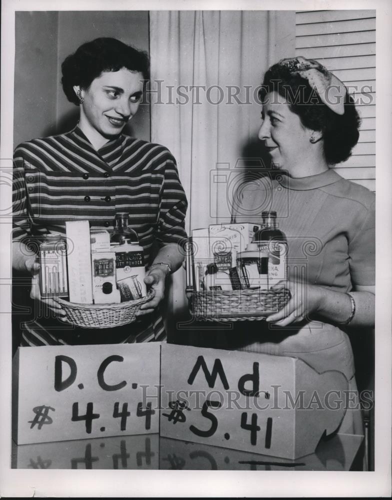 1954 Press Photo Mrs. Joseph Switkes and Mrs. Gerald Smith - Historic Images