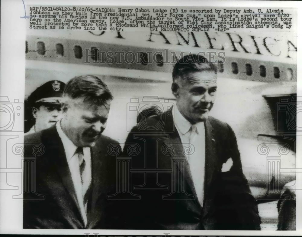 1965 Press Photo Henry Cabot Lodge, Ambassador U. Alexis Johnson in Vietnam - Historic Images