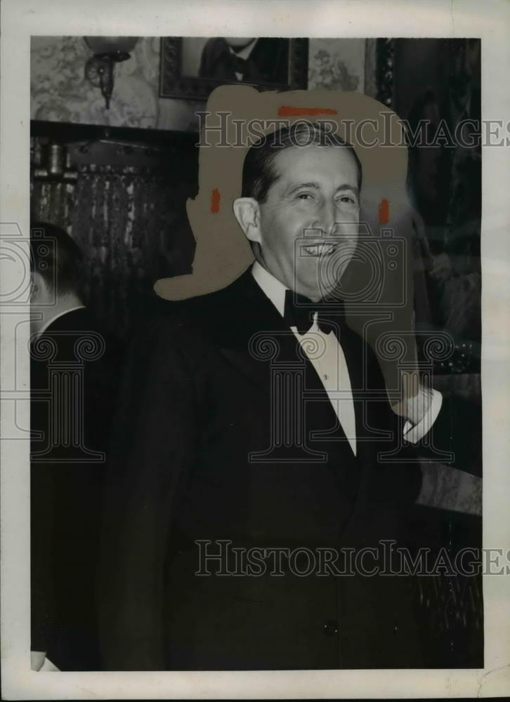 1938 Press Photo Will Hey S. at opening of In Old Chicago Broadway - Historic Images