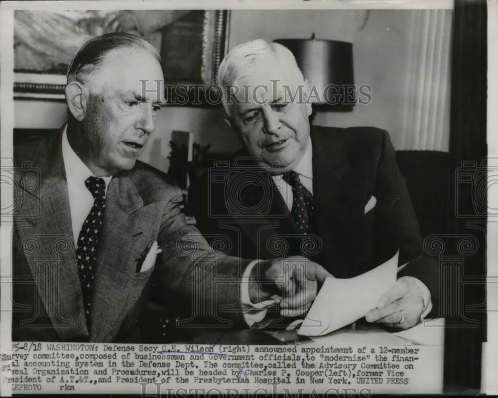 1953 Press Photo Defense Secy C.E. Wilson announces 12 Member Survey Committee - Historic Images