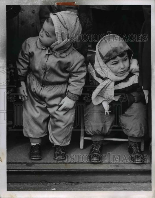 1957 Press Photo Wayne Morgan at Age 2 and Donald Thomson at Age 3 - Historic Images