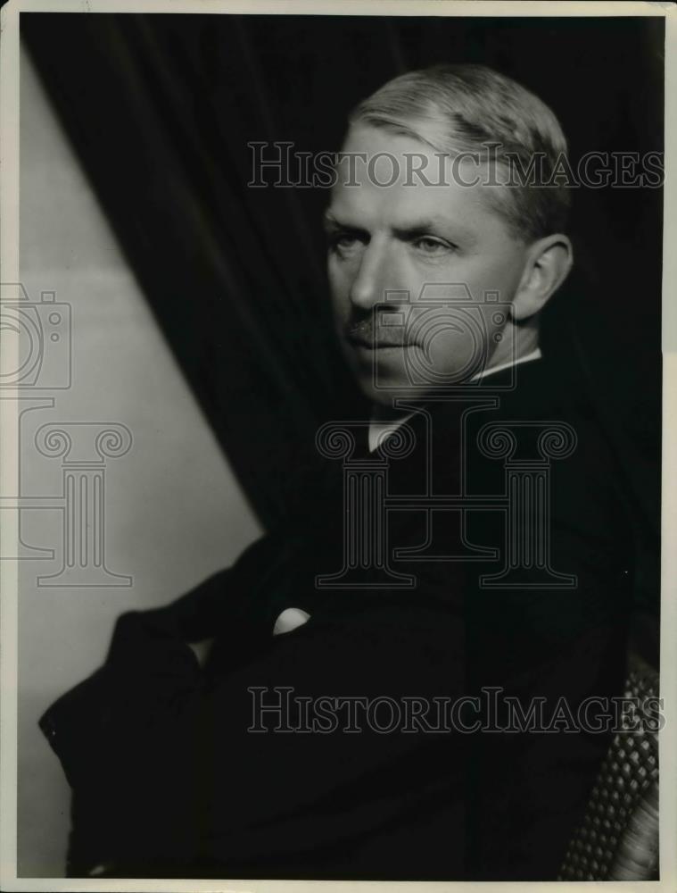 1934 Press Photo Hubert Murol, financial man and managing director - Historic Images