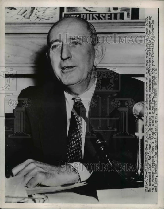 1962 Press Photo Sen. Richard Russell at press conference - Historic Images