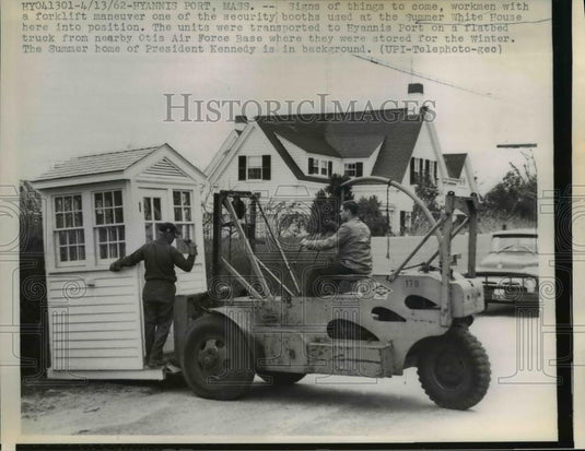 1962 Press Photo Security Booth at Summer White House Hyannis Port Massachusetts - Historic Images