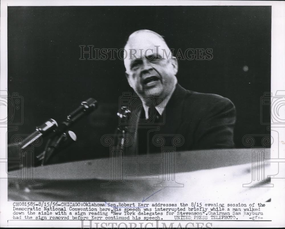 1956 Press Photo Robert Kerr addresses Democratic national Convention in Chicago - Historic Images