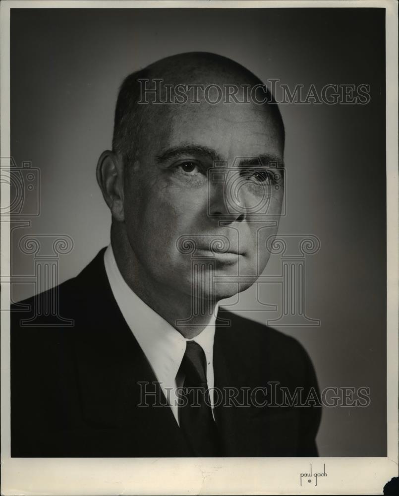 1964 Press Photo of Wade N. Harris executive vice president of Midland Steel - Historic Images