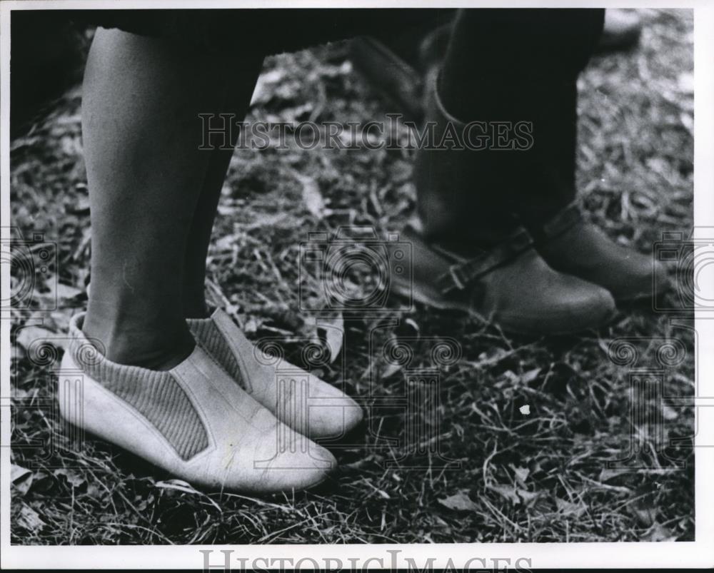 1957 Press Photo Childrens Shoes - Historic Images