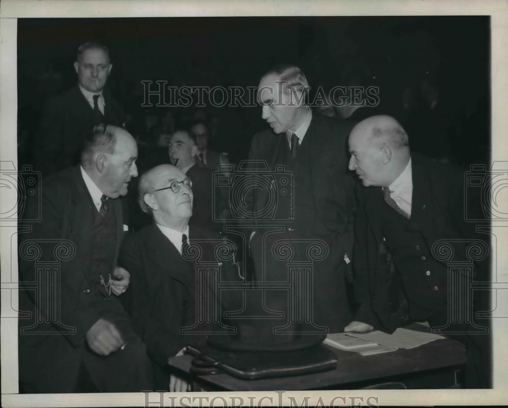 1945 Press Photo British Delegates at World Trade Union Conference, Paris - Historic Images