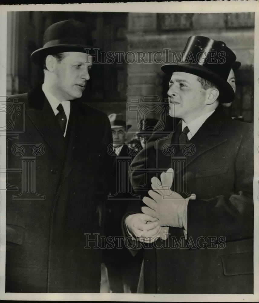 1940 Press Photo Herr Hans Thomsen of German Embassy &amp; Constatine Oumansky Sovie - Historic Images