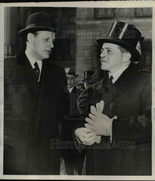 1940 Press Photo Herr Hans Thomsen of German Embassy & Constatine Oumansky Sovie - Historic Images