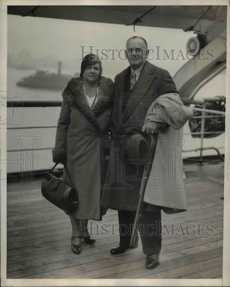 1932 Press Photo of Mr. &amp; Mrs. A.P. Fahnestock. - Historic Images