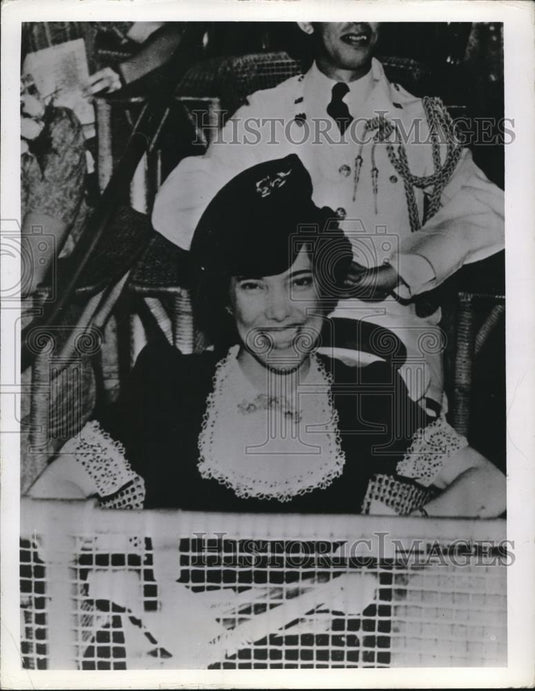 1942 Press Photo Mrs. Douglas Mac Arthur - nee30616 - Historic Images