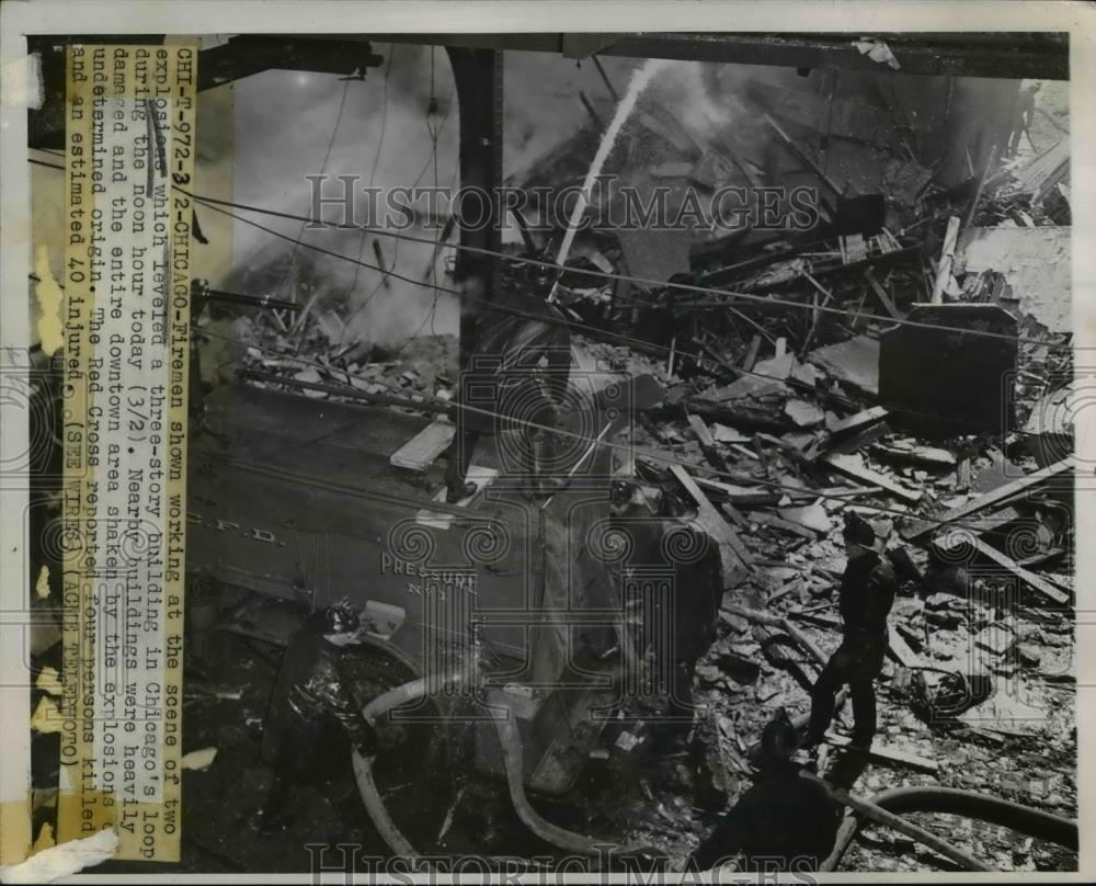 1946 Press Photo Fireman Working After 2 Explosions in Chicago - nee35838 - Historic Images