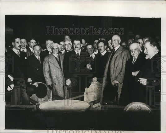 1933 Press Photo Edouard Herriot former Premier of France welcomed back from US - Historic Images
