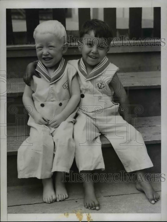 1935 Press Photo Umberto & Rudolpho Rio, 3 1/2 yrs old twins - nee26858 - Historic Images