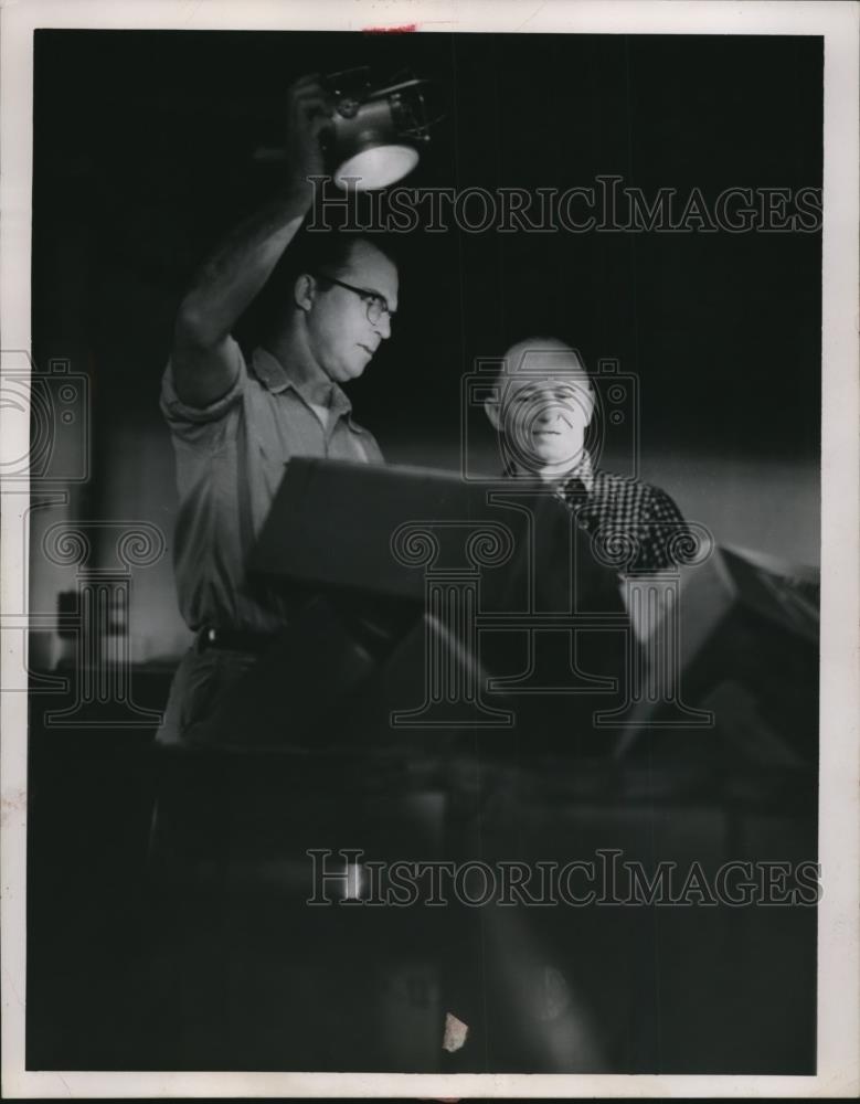 1955 Press Photo Postal Clerks, George Zelany, William Caos - nee33310 - Historic Images