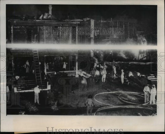 1948 Press Photo Plane Crashes Into Houses - nee36756 - Historic Images