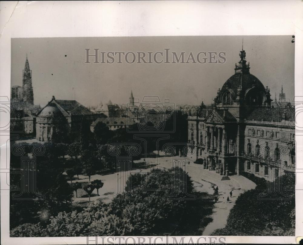 1940 Press Photo The place De La Republique &amp; Palais Du Rain in France - Historic Images