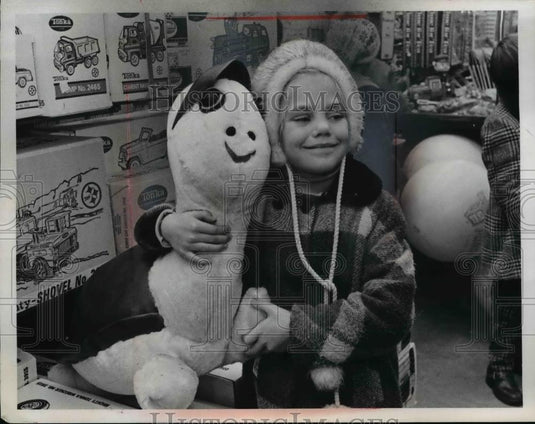 Press Photo Lisa Werling, Lincoln School Eucid - nee34658 - Historic Images