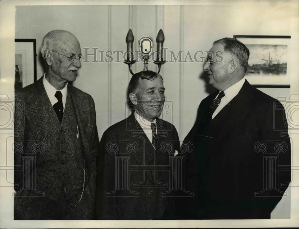 1936 Press Photo Honorable Weller, Walter Rudy, and William P. Lawson Meet in DC - Historic Images