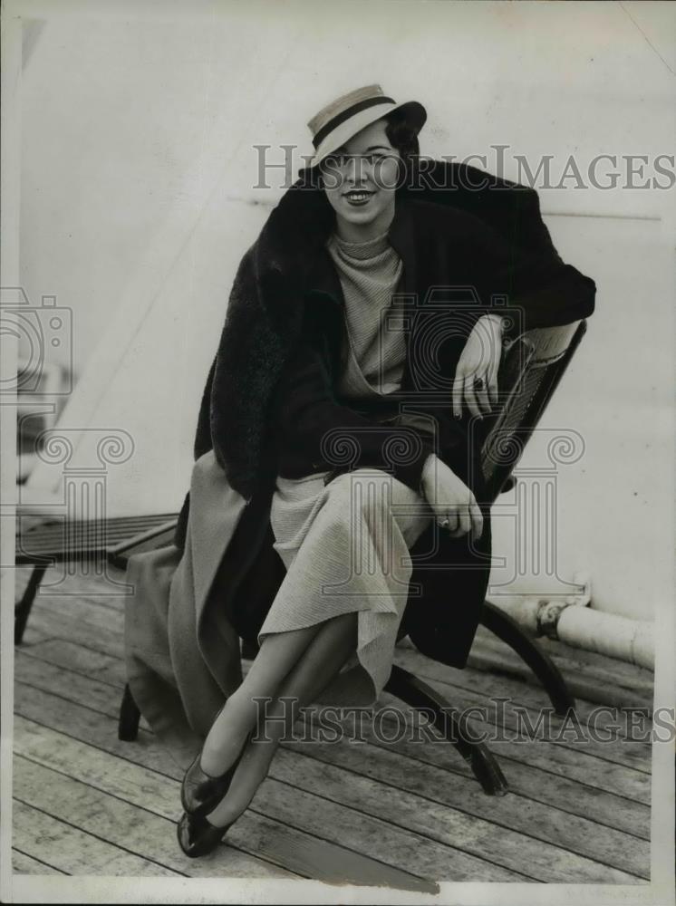 1934 Press Photo Mrs. Florence H. Hinot divorced from J.E. Hinot of Paris - Historic Images