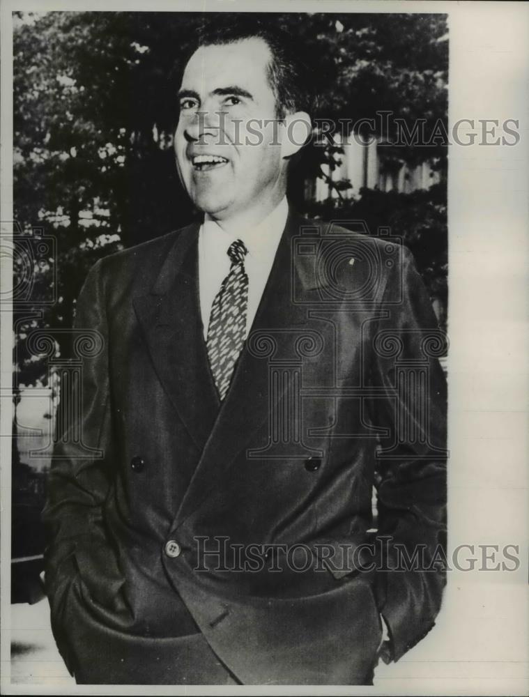 1960 Press Photo The United States Vice President Richard Nixon - nee32575 - Historic Images