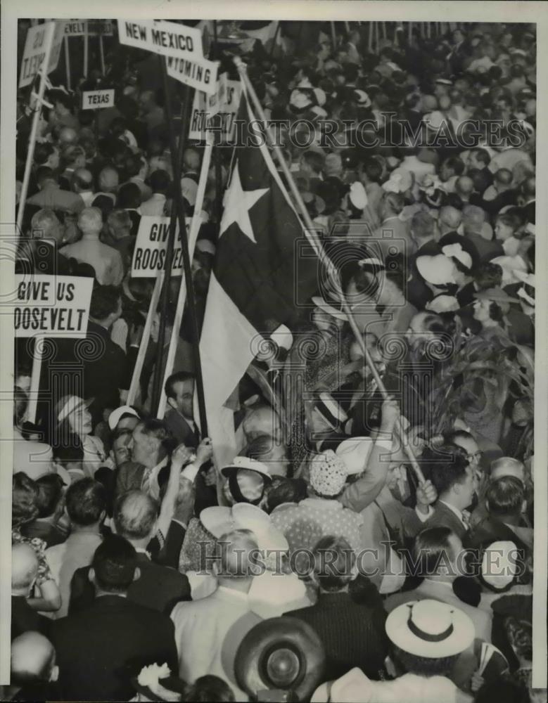 1940 Press Photo The stampeding delegates to Democratic National convention - Historic Images