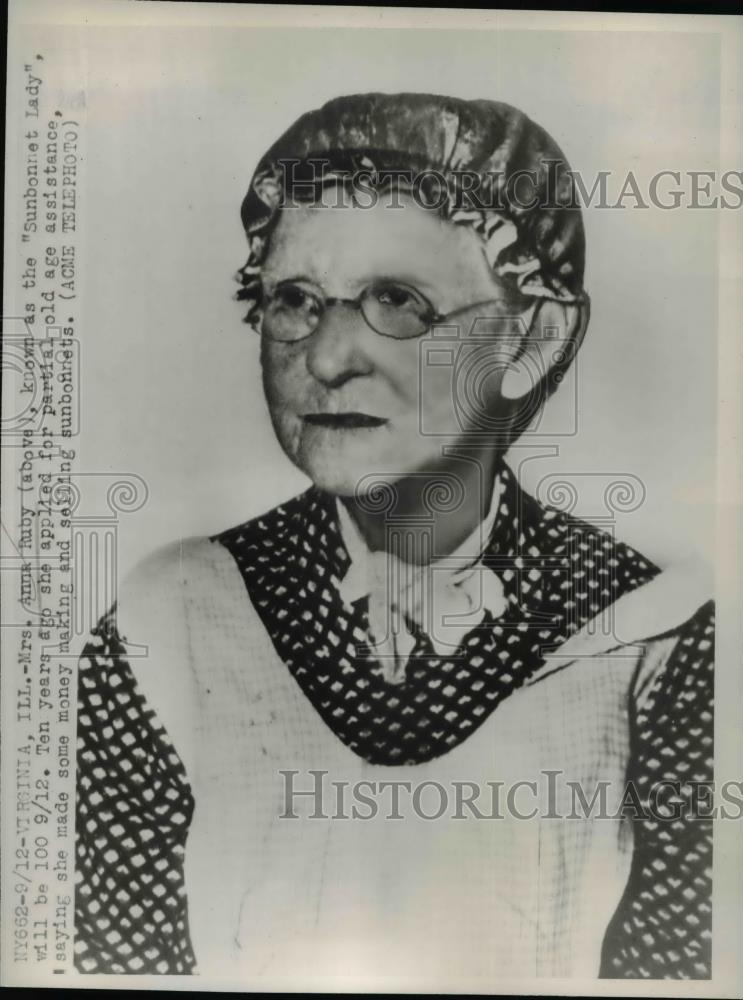 1947 Press Photo Mrs. Anna Ruby kniown as &quot;Sub Bonnet Lady&quot; - nee29517 - Historic Images