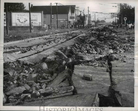 1953 Press Photo Street ripped by Gas Explosions,60 injured&1 died,Cleveland OH - Historic Images