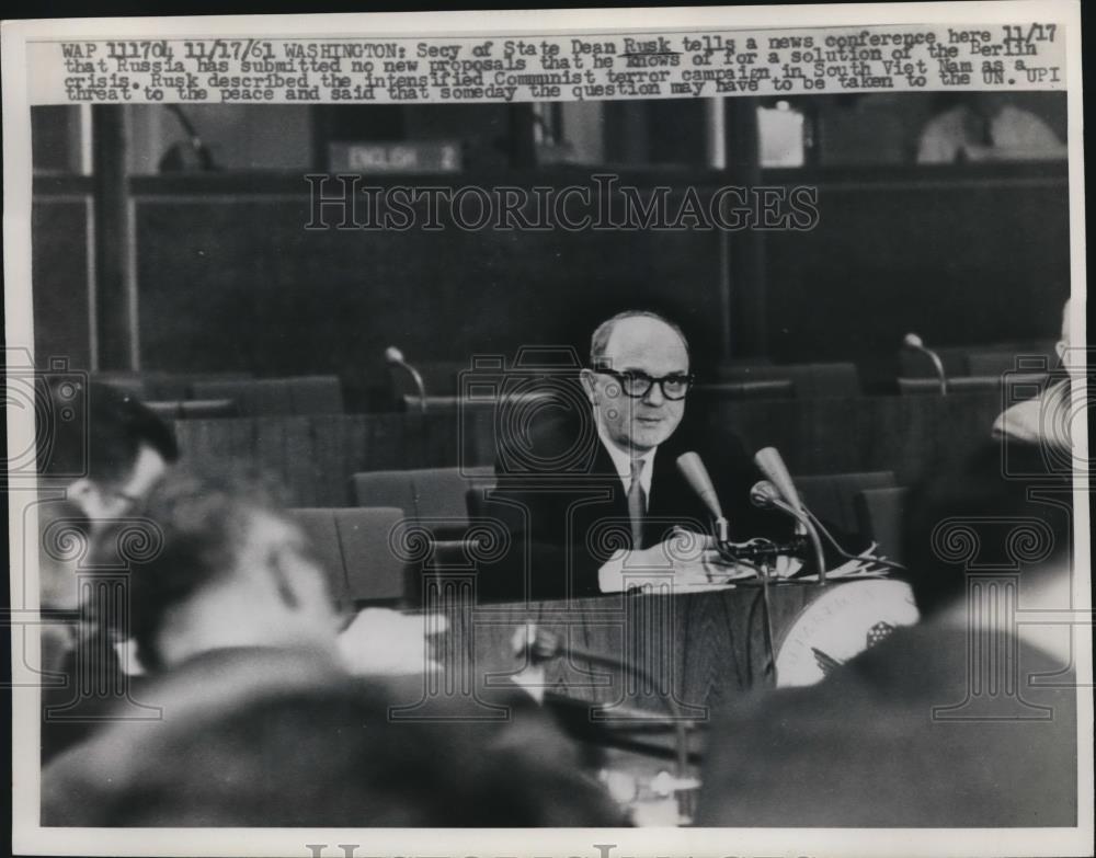 1964 Press Photo Secretary of the State Dean Rusk during a press conference - Historic Images